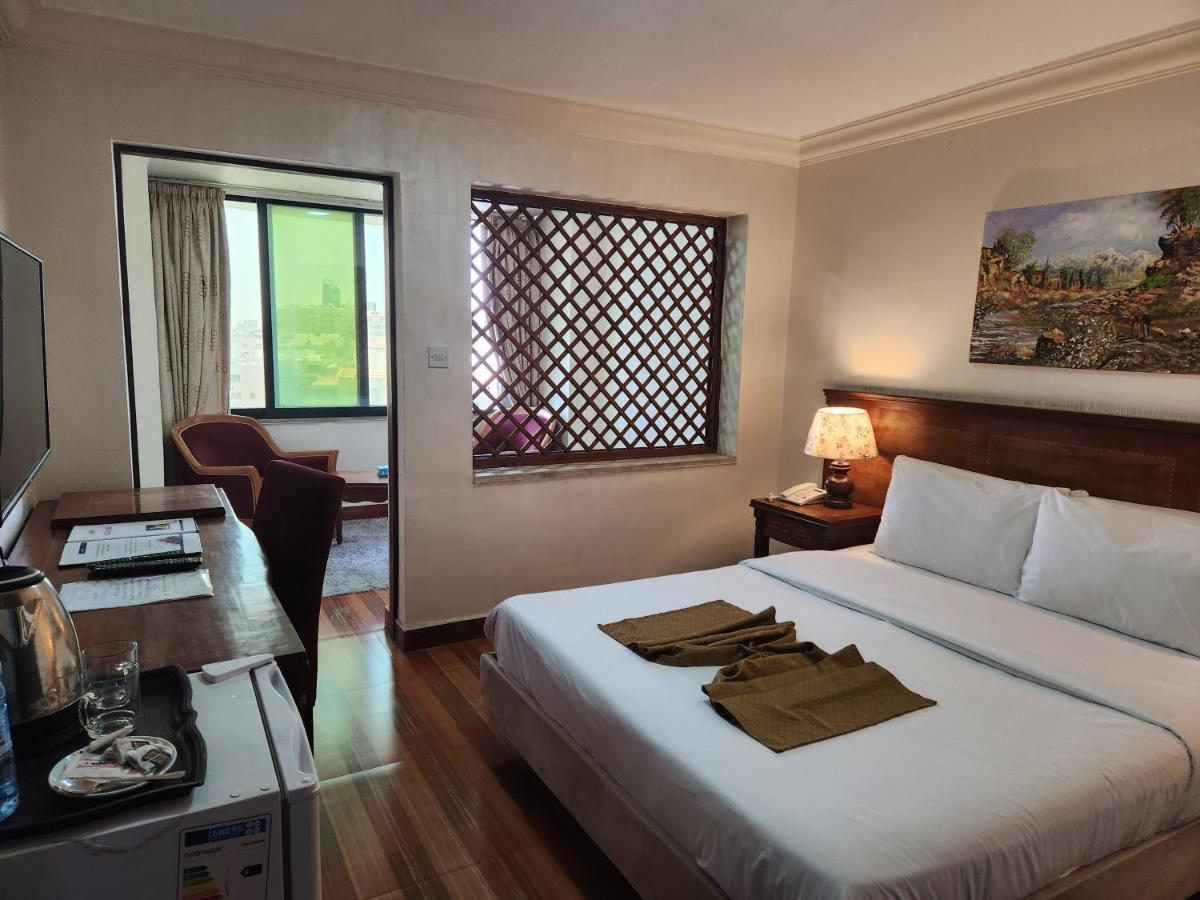Amman Orchid Hotel ภายนอก รูปภาพ