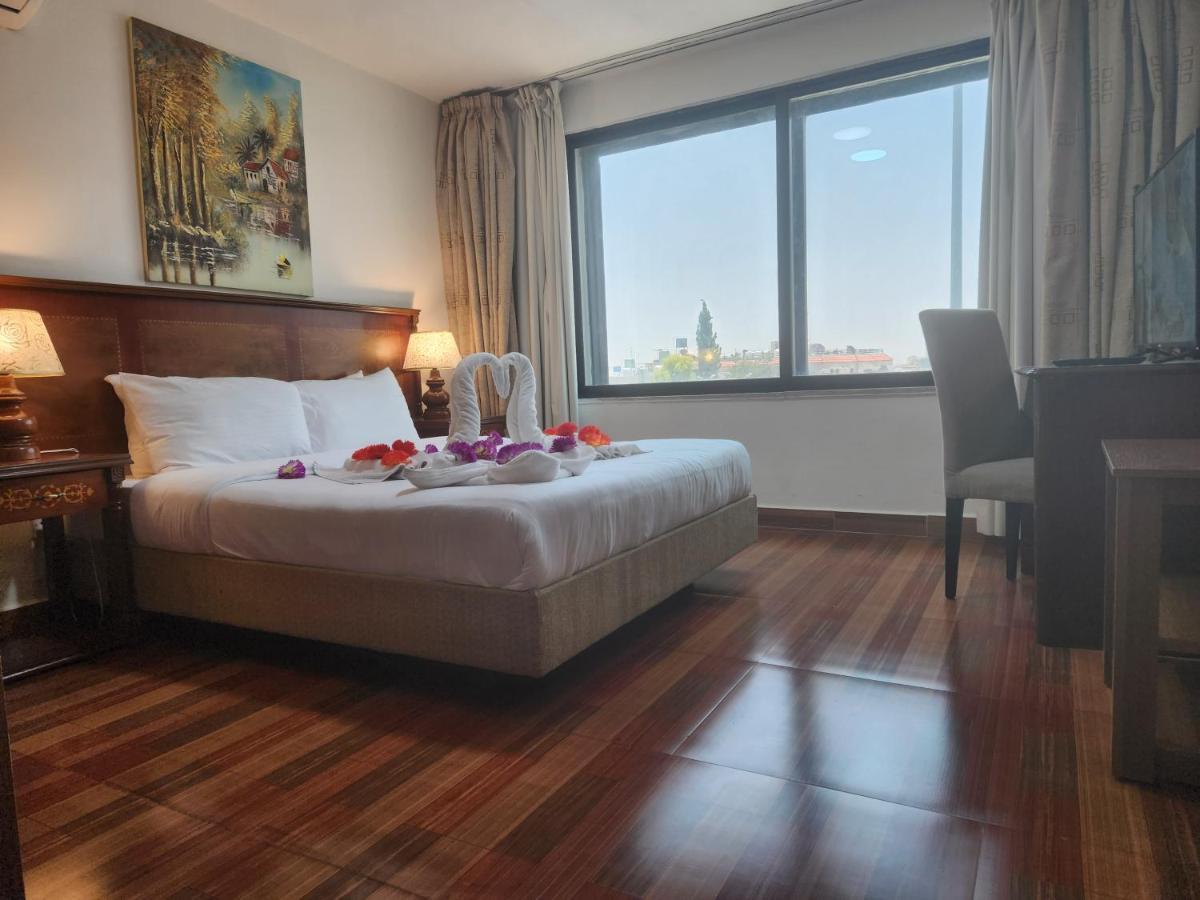 Amman Orchid Hotel ภายนอก รูปภาพ