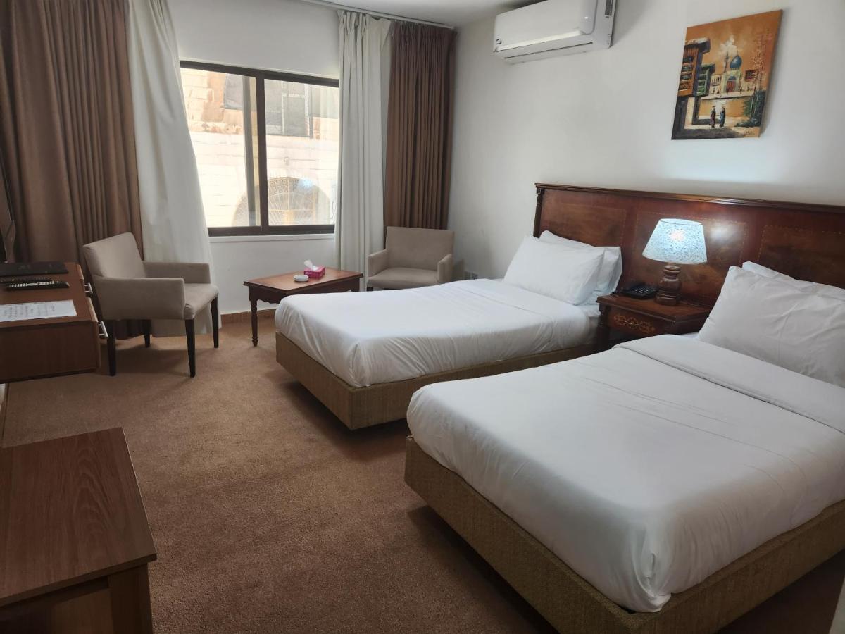 Amman Orchid Hotel ภายนอก รูปภาพ