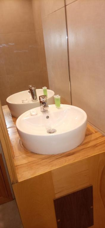 Amman Orchid Hotel ภายนอก รูปภาพ