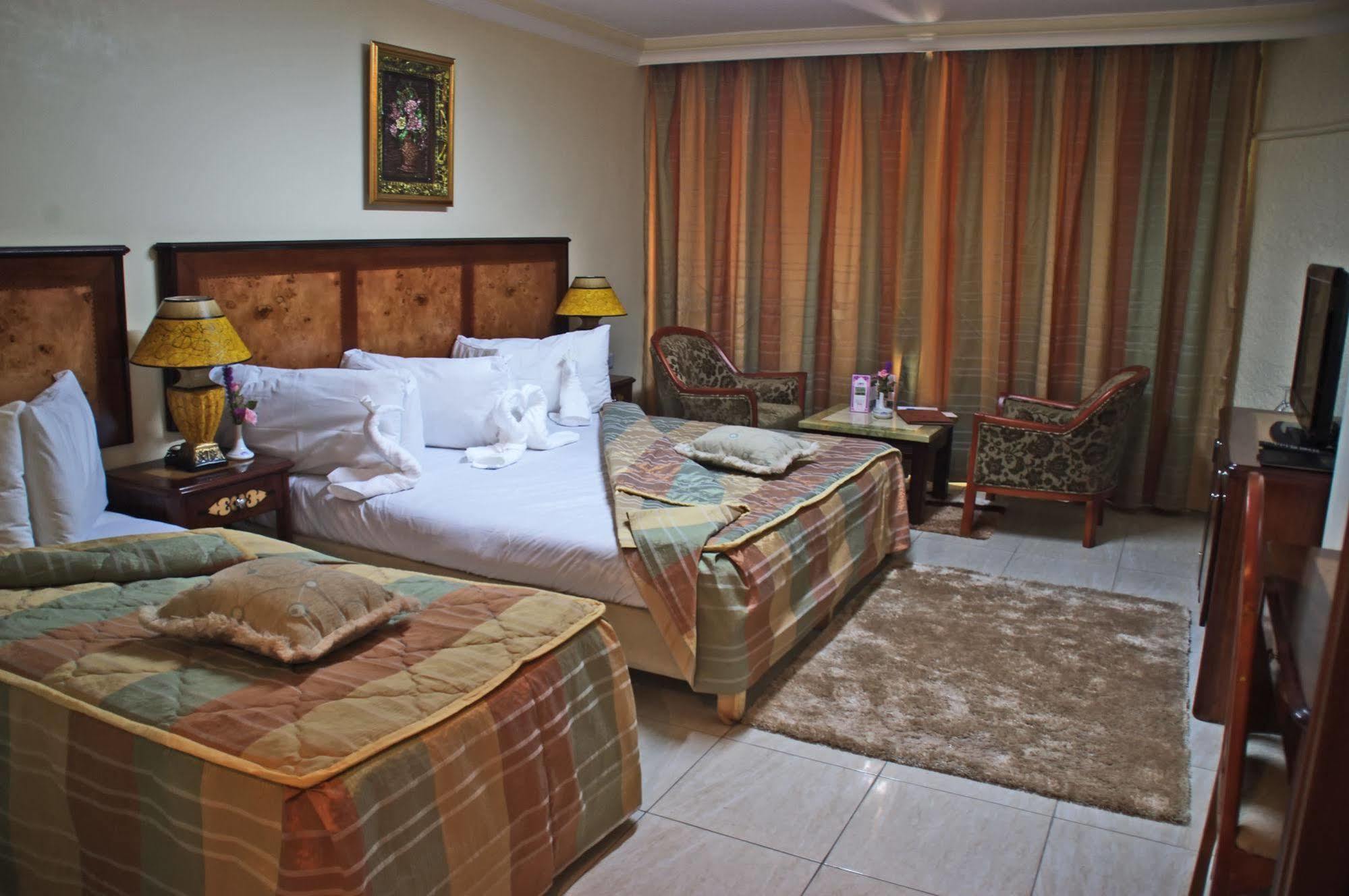 Amman Orchid Hotel ภายนอก รูปภาพ