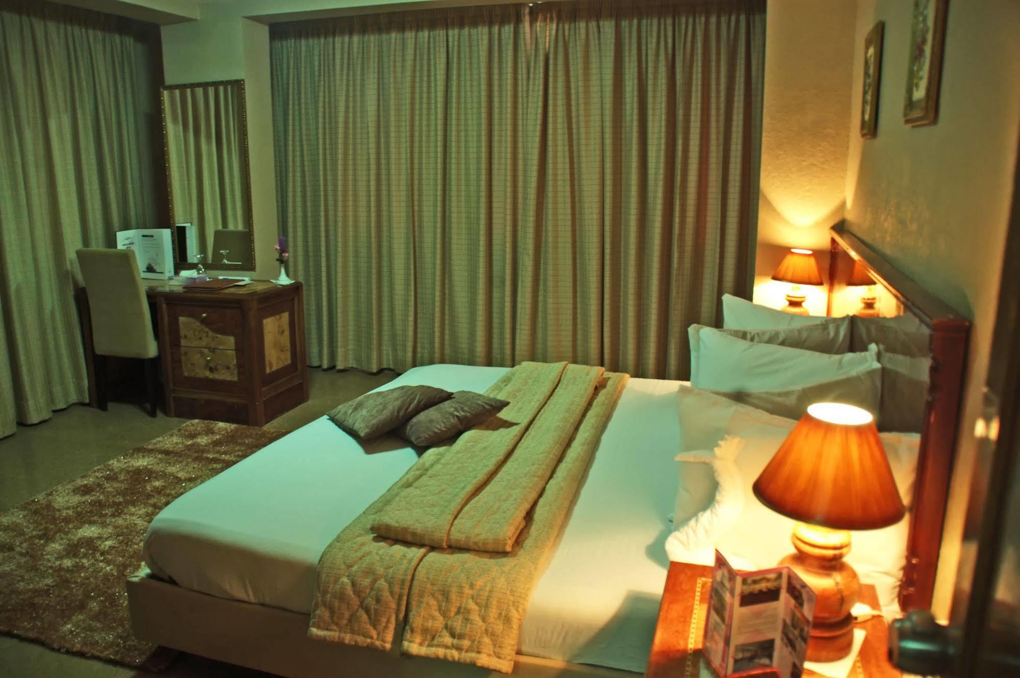 Amman Orchid Hotel ภายนอก รูปภาพ
